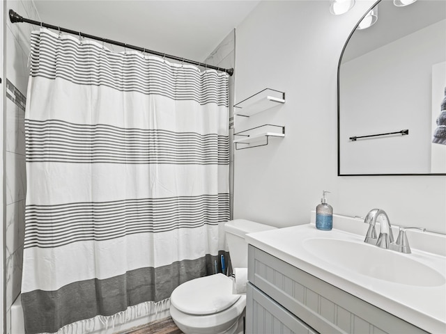 4235 Bonnie View Rd, Dallas, TX 75216 - bathroom with vanity and shower / tub combo with curtain
