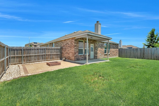 529 Mesa View Trl, Fort Worth, TX 76131 - fenced backyard featuring a patio
