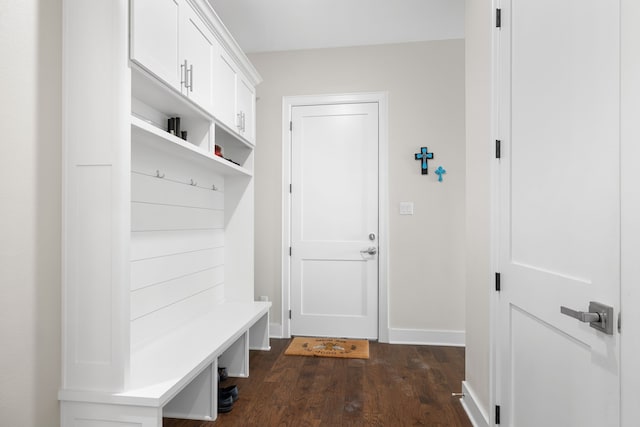 580 Vz County Road 3422, Wills Point, TX 75169 - mudroom featuring dark wood finished floors and baseboards