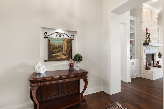 580 Vz County Road 3422, Wills Point, TX 75169 - hall featuring dark wood-style floors and built in shelves
