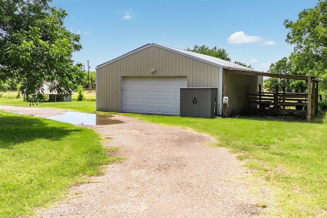 10202 Fm 1895, Kaufman, TX 75142 - garage with a garage and driveway