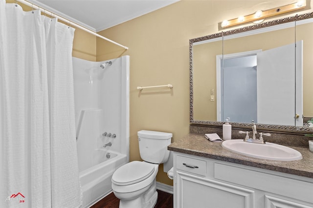 10030 Alondra St, Shreveport, LA 71115 - full bath with shower / bath combo with shower curtain, vanity, and wood finished floors