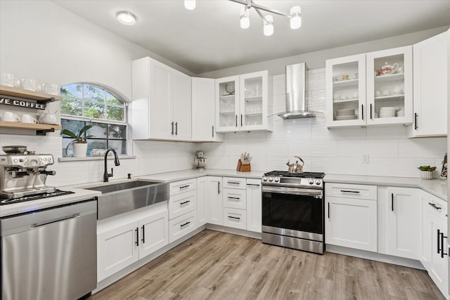 312 Springhill Dr, Hurst, TX 76054