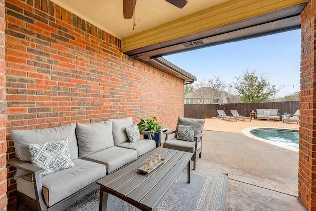312 Springhill Dr, Hurst, TX 76054