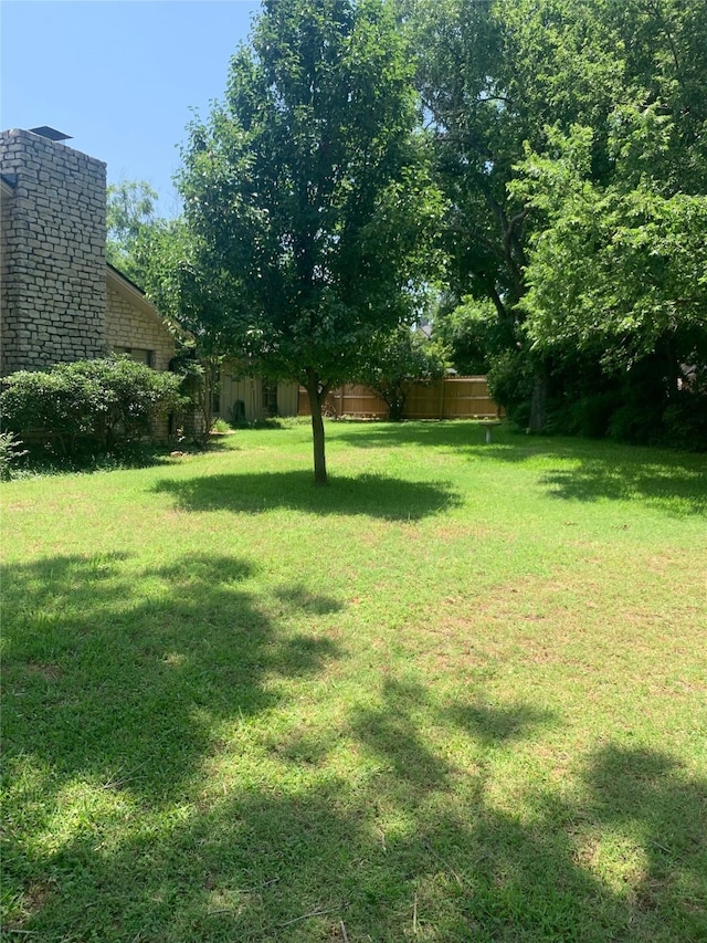 8918 Bellechase Rd, Granbury, TX 76049 - view of yard