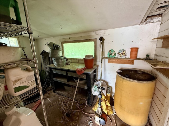 603 N Mesquite St, Hico, TX 76457 - misc room featuring healthy amount of natural light