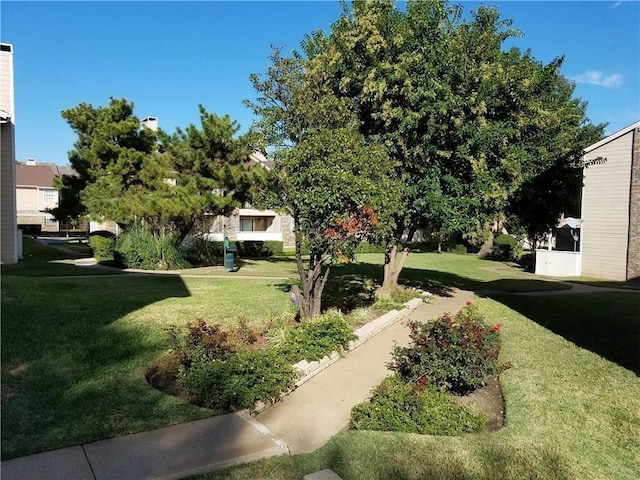 4748 Old Bent Tree Ln Unit 906, Dallas, TX 75287 - view of green lawn
