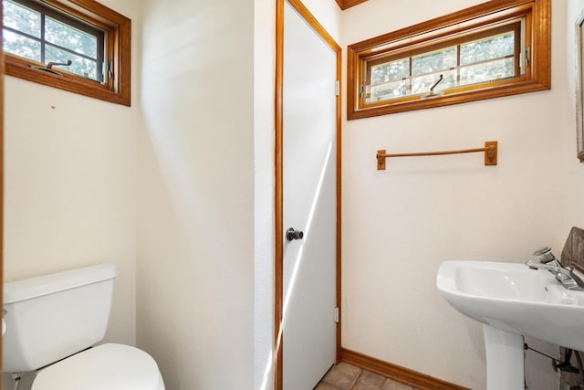 1933 E Hickory Hill Rd, Argyle, TX 76226 - half bath with healthy amount of natural light
