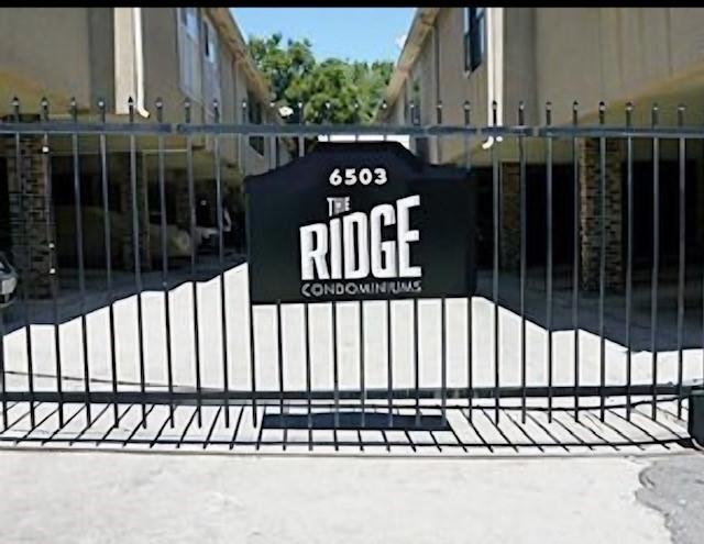 6503 Ridgecrest Rd Unit 107G, Dallas, TX 75231 - view of gate