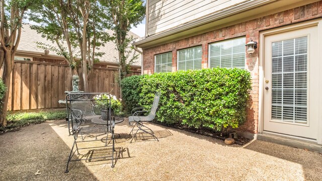 6740 Magnum Dr, Plano, TX 75024 - view of patio