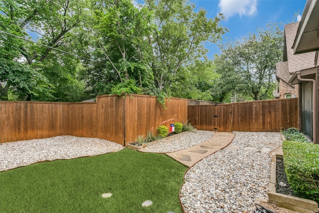 223 Wood St Unit 201, Grapevine, TX 76051 - view of fenced backyard