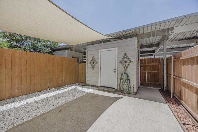 22 W Townhouse Ln Unit 34, Grand Prairie, TX 75052 - view of shed