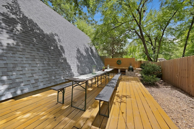 120 Lakeway Ln, Gun Barrel City, TX 75156 - deck with outdoor dining area and a fenced backyard