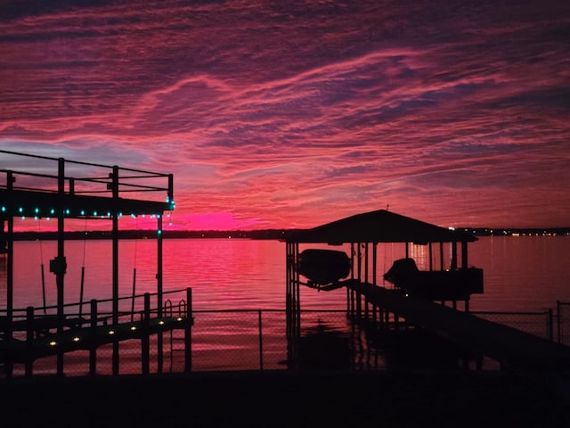 105 Causeway Ct, Gun Barrel City, TX 75156 - dock area with boat lift and a water view