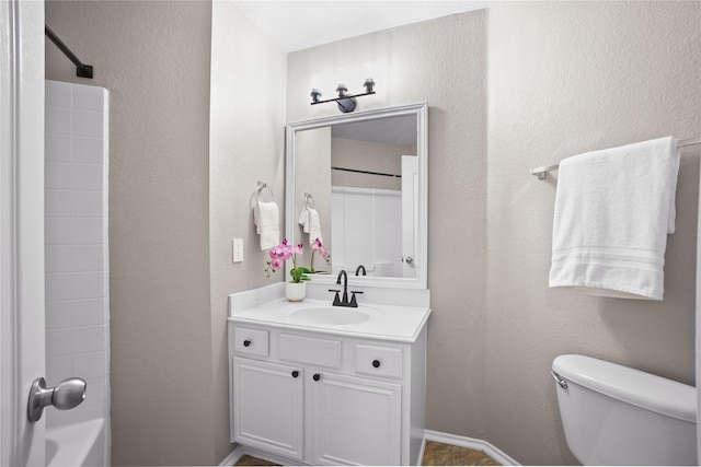 733 Atascosa Ave, Fort Worth, TX 76120 - full bathroom with vanity and shower / bath combination