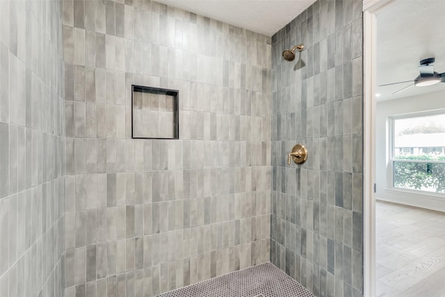 2955 Las Campanas Dr, Farmers Branch, TX 75234 - bathroom featuring a tile shower