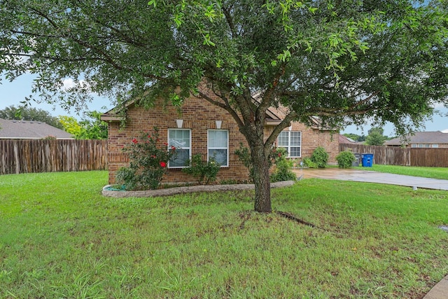 209 Brook Ct, Red Oak, TX 75154
