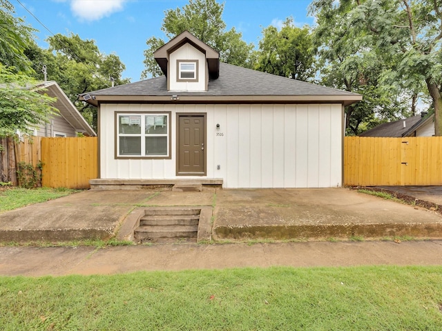 3526 Elsie Faye Heggins St, Dallas, TX 75210 - view of front of home featuring roof with shingles
