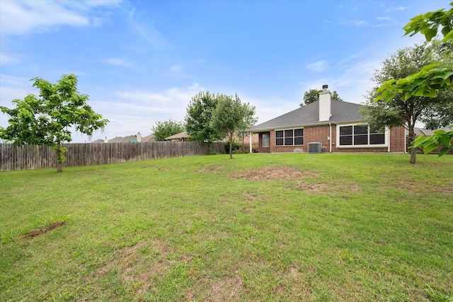1003 Rosita St, Arlington, TX 76002 - view of yard