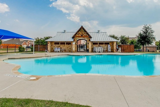 1323 Canyon Creek Rd, Wylie, TX 75098 - community pool with a patio area