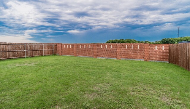 941 Loomis Trl, Justin, TX 76247 - view of fenced backyard