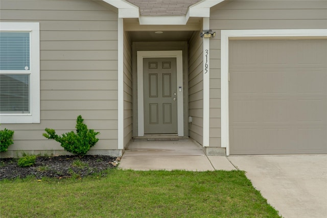 3165 Crestone Dr, Crandall, TX 75114 - entrance to property featuring a garage