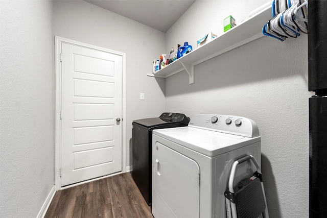 6932 Sulphur Ct, China Spring, TX 76633 - laundry area featuring washing machine and clothes dryer and dark wood-style flooring