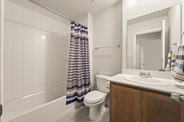 3109 Ethan Ln, Wylie, TX 75098 - full bath featuring tile patterned flooring, vanity, and shower / bath combo