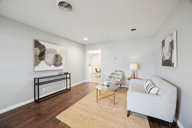 11335 Fernald Ave, Dallas, TX 75218 - living area with wood finished floors and recessed lighting