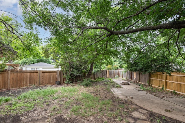 567 Peavy Rd, Dallas, TX 75218 - view of fenced backyard