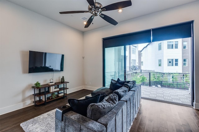381 E Greenbriar Ln Unit 501, Dallas, TX 75203 - living room with wood finished floors, ceiling fan, and recessed lighting