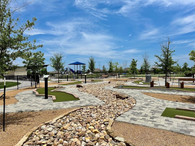 5221 Rockrose Ln, Princeton, TX 75407 - surrounding community featuring an area to practice putting