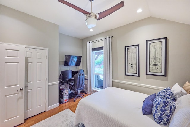 5513 Hill Haven Ct, Frisco, TX 75035 - bedroom with wood finished floors, lofted ceiling, recessed lighting, and a ceiling fan