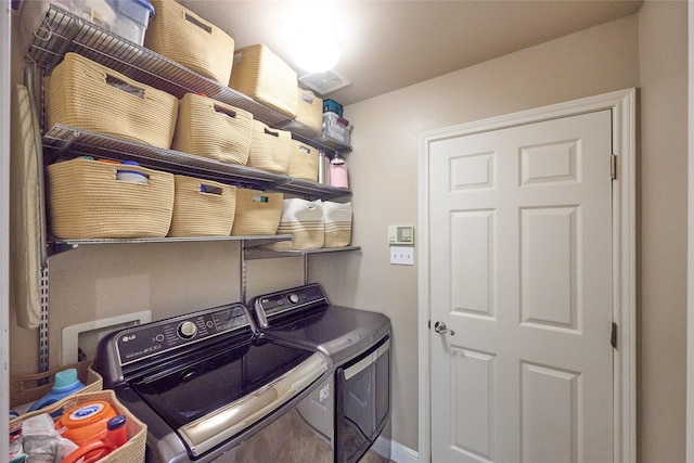 5513 Hill Haven Ct, Frisco, TX 75035 - laundry room with washer and clothes dryer