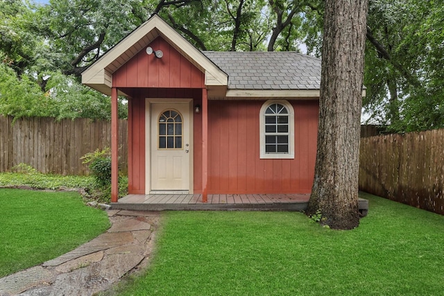2402 Pittsburg Lndg, Mesquite, TX 75181 - view of outbuilding with a fenced backyard