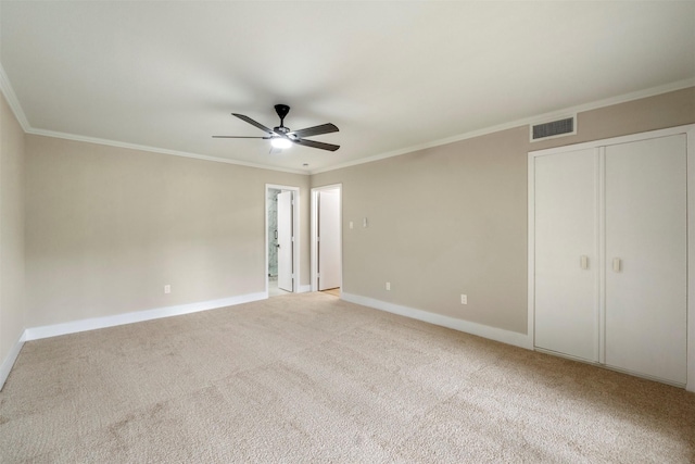 809 Havenwood Ln S, Fort Worth, TX 76112 - unfurnished bedroom featuring light carpet, crown molding, and a ceiling fan