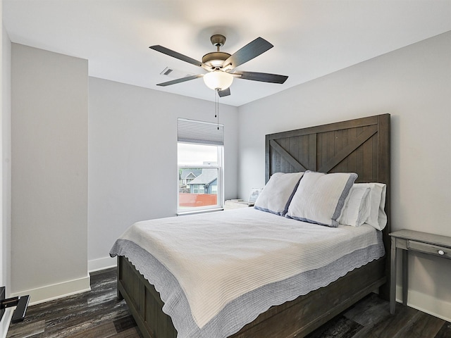 403 Sonoma Ct, Sherman, TX 75092 - bedroom featuring dark wood finished floors and a ceiling fan