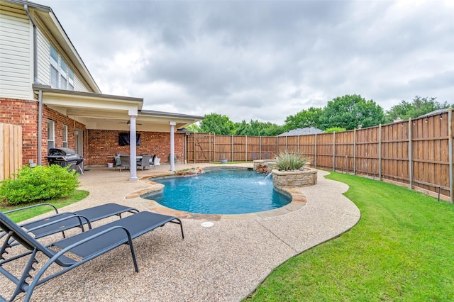 6318 White Oaks Ln, Frisco, TX 75035 - view of pool with a fenced backyard, a patio, grilling area, and a ceiling fan