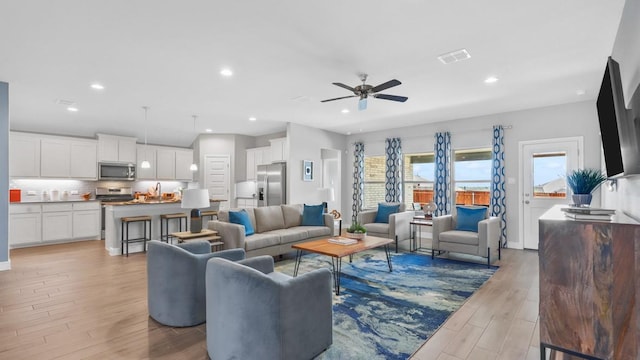1270 Quartzite St, Cedar Hill, TX 75104 - living area featuring light wood-style floors, ceiling fan, and recessed lighting