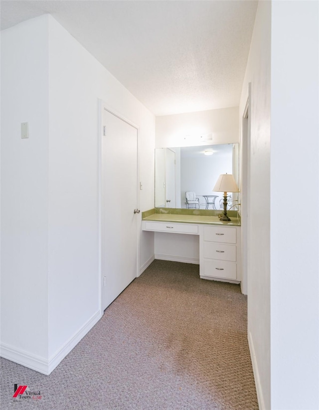 719 Edgemont St, Shreveport, LA 71106 - unfurnished office featuring built in study area and light carpet