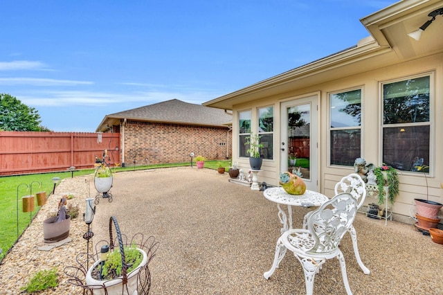 210 Oleander Pl, Waxahachie, TX 75165 - view of patio / terrace