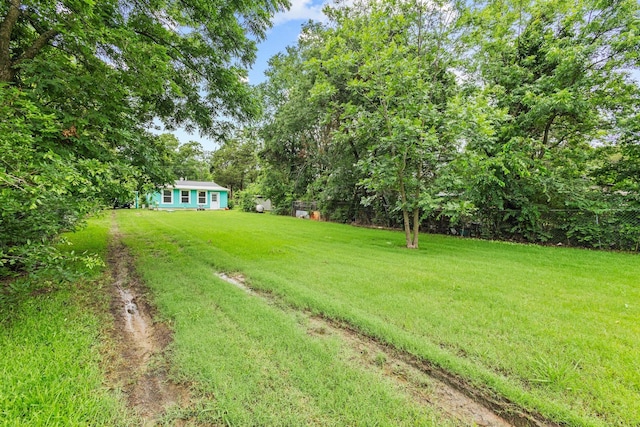 84 Kristin Dr, Pottsboro, TX 75076 - view of grassy yard