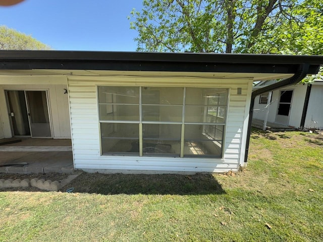 3560 Regal Rd, Fort Worth, TX 76111 - exterior view