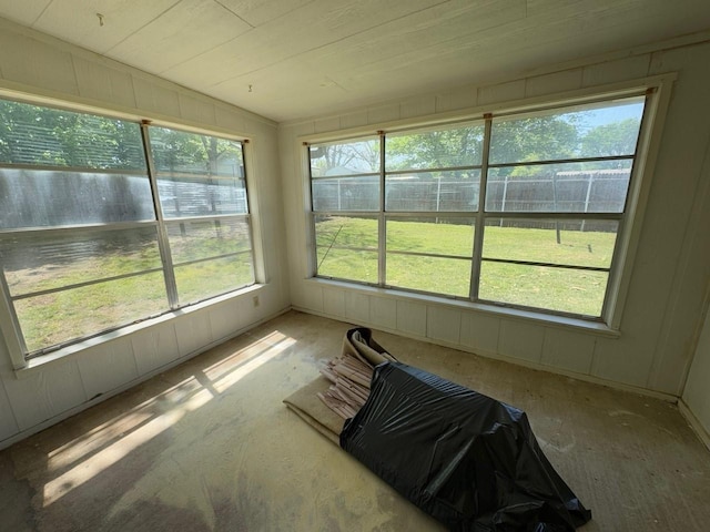 3560 Regal Rd, Fort Worth, TX 76111 - view of unfurnished sunroom