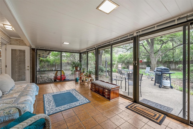 5512 Lake Charles Dr, Waco, TX 76710 - sunroom / solarium featuring outdoor dining area
