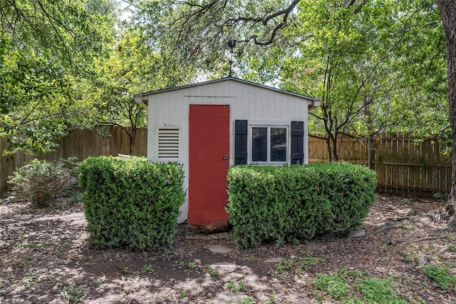5512 Lake Charles Dr, Waco, TX 76710 - view of shed featuring a fenced backyard