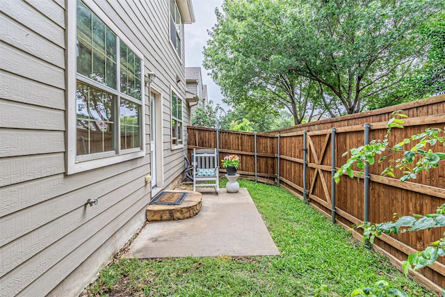 2268 Fletcher Trl, Plano, TX 75025 - fenced backyard featuring a patio area