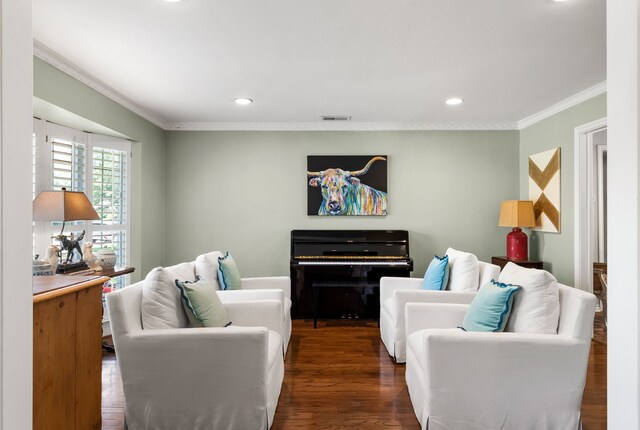 7120 Leameadow Dr, Dallas, TX 75248 - living room featuring crown molding, wood finished floors, and recessed lighting