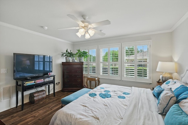 7972 Tatum Dr, Frisco, TX 75036 - bedroom with wood finished floors, crown molding, and ceiling fan