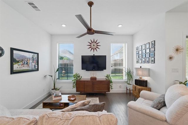 1078 Maverick Dr, Allen, TX 75013 - living room featuring a ceiling fan, wood-type flooring, and recessed lighting